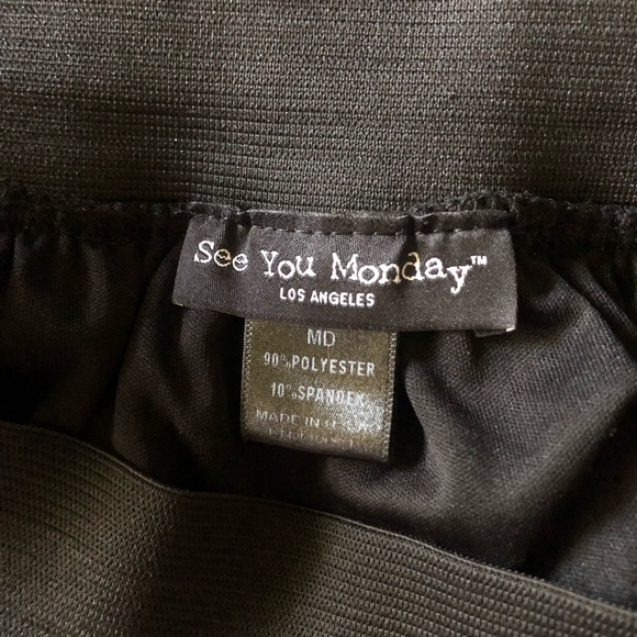 Hot Topic See You Monday Black Skirt - Picture 4 of 4
